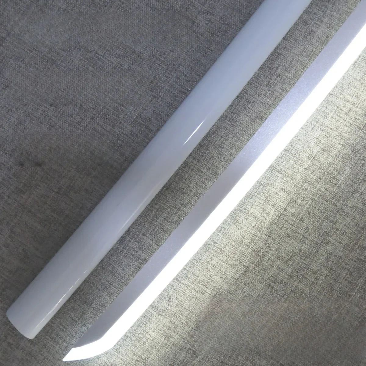 Bleach: Rukia Kuchiki "Sode no Shirayuki" 40" Luminous LED Katana