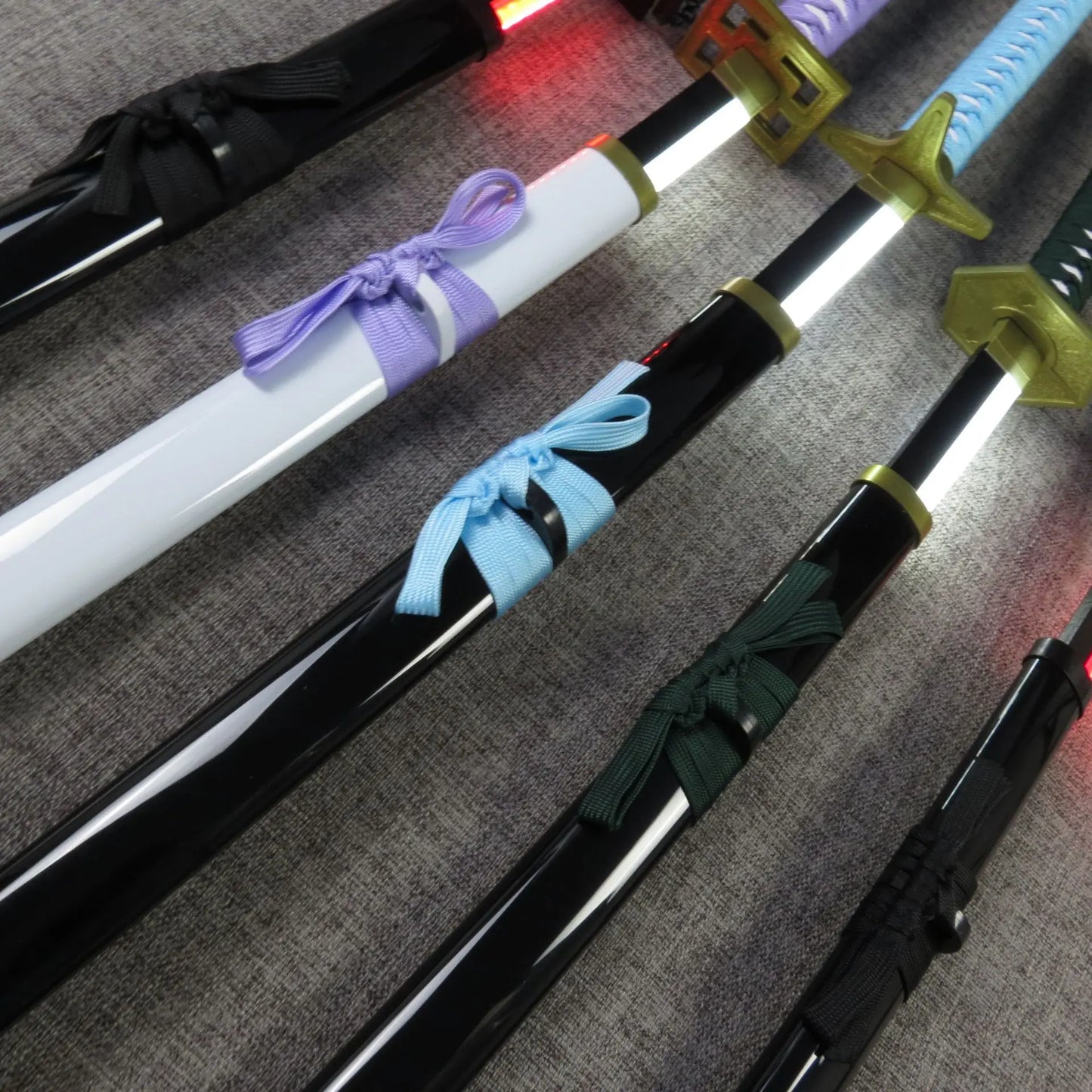 Bleach: Rukia Kuchiki "Sode no Shirayuki" 40" Luminous LED Katana